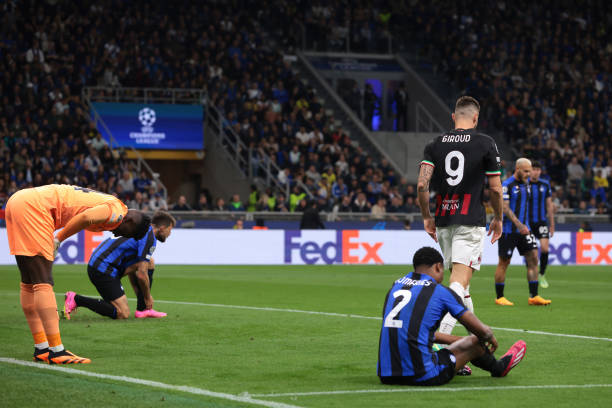 借由品牌目 借由品牌目